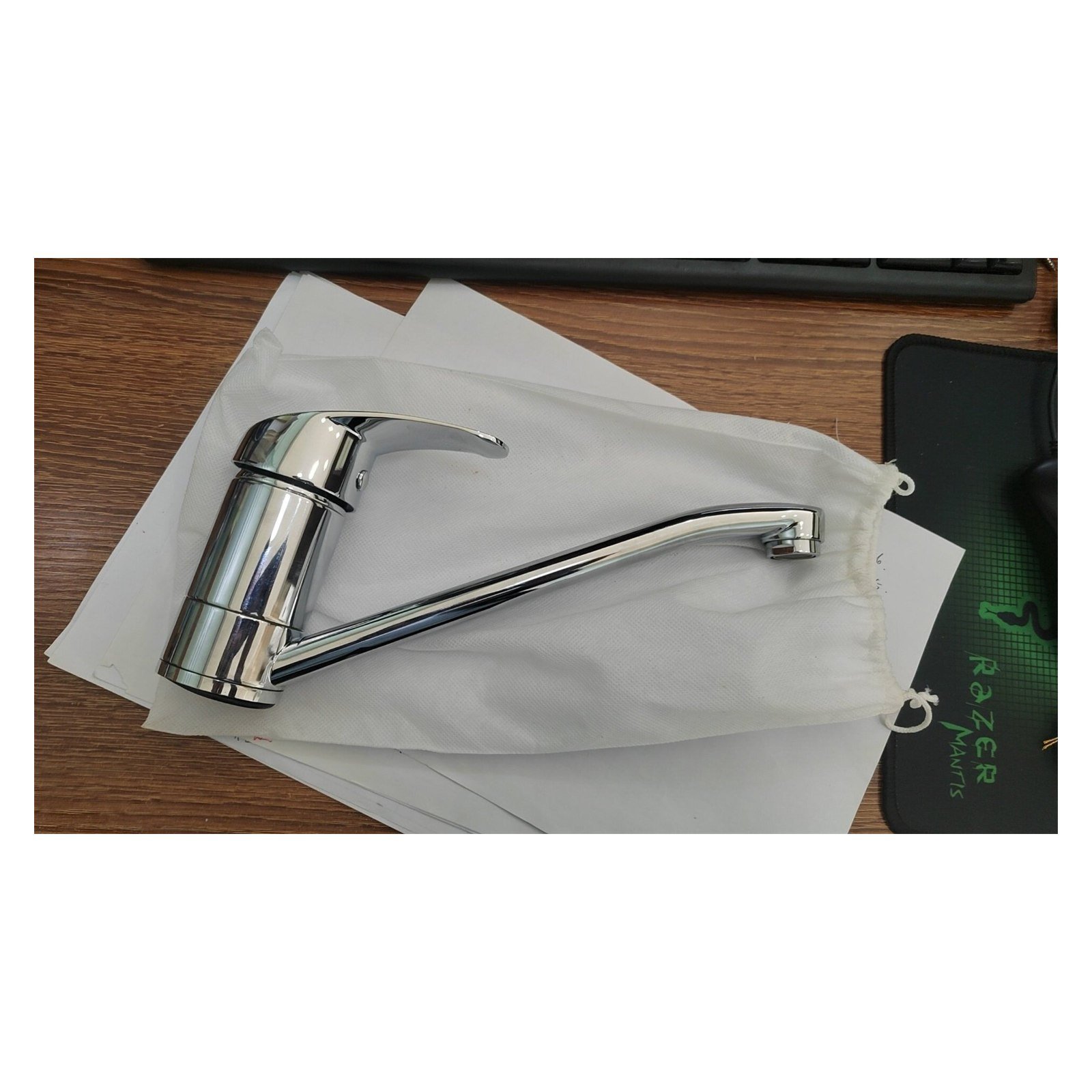 Single-Lever Basin Mixer CE77